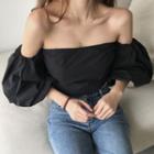 Plain Off Shoulder Elbow Sleeve Cropped Top