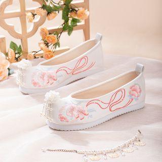 Fringed Embroidered Platform Hanfu Shoes