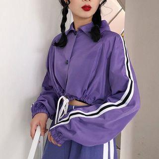 Contrast Trim Buttoned Crop Jacket