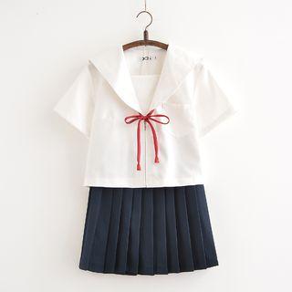 Set: Short-sleeve Blouse + Pleated Mini Skirt