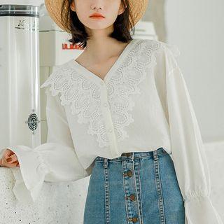 V-neck Lace Panel Blouse White - One Size