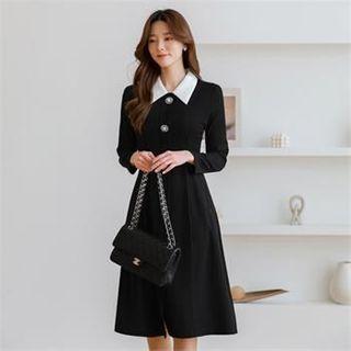 Contrast-collar Rhinestone Buttoned Dress