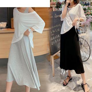 Set: Elbow-sleeve T-shirt + Sleeveless Midi Dress