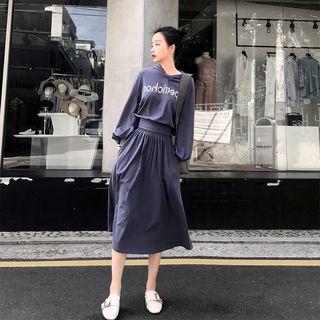 Set: Cropped Lettering Hoodie + Midi A-line Skirt