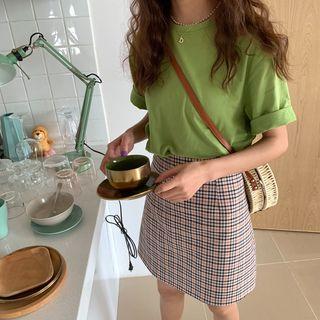 Plain T-shirt / Plaid Mini Skirt