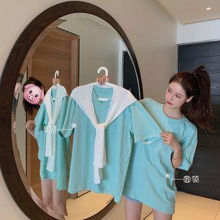 V-neck Short-sleeve T-shirt / Round Neck Short-sleeve T-shirt / Knit Cape