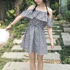 Plaid Open Shoulder Short-sleeve Dress