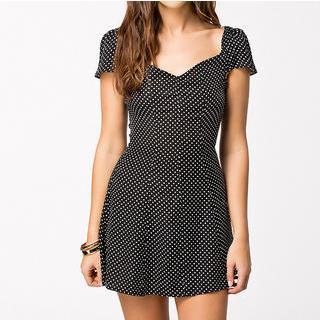 Short-sleeve Dotted A-line Dress