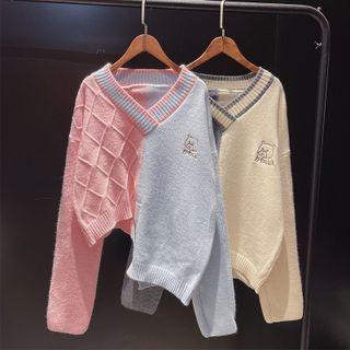Asymmetrical Bear Embroidered Sweater