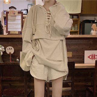 Lace-up Hoodie / Shorts