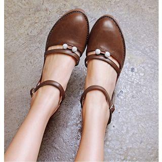 Block Heel Cut Out Pumps