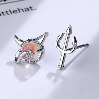 Devil Moonstone Asymmetrical Earring 1 Pair - Silver - One Size