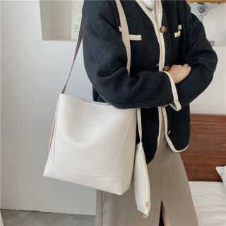 Set: Bucket Tote Bag + Pouch