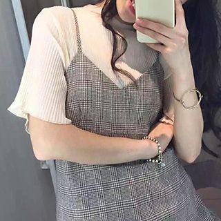 Set: Short-sleeve Knit Top + Strappy Top