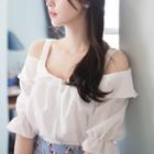 Off-shoulder Frill-cuff Blouse
