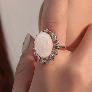 Rhinestone Cat Eye Stone Flower Ring 01 - 3667 - Kc Gold - One Size