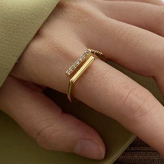 Rhinestone Alloy Open Ring E161 - Gold - One Size