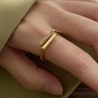 Rhinestone Alloy Open Ring E161 - Gold - One Size