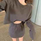 Sweatshirt / A-line Skirt