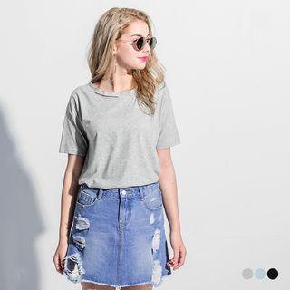 Simple Cutout Neckline Basic Top