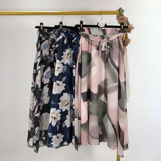 Floral Print Mid A-line Skirt