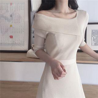 Knitted Elbow-sleeve A-line Dress