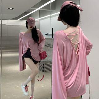 Cutout T-shirt / Drawstring Hot Pants
