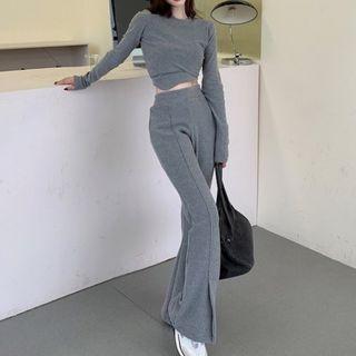 Long-sleeve T-shirt / Slit Wide-leg Pants