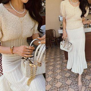 Balloon-sleeve Boucle-knit Top Beige - One Size