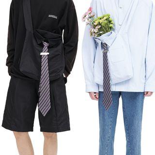 Lettering Short-sleeve T-shirt / Lettering Pullover / Plain Shirt / Crossbody Bag / Neck Tie / Set