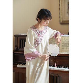 Long-sleeve Contrast Trim Hanfu Midi Dress