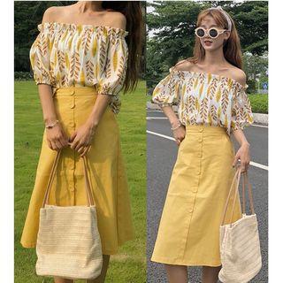 Set: Printed Off-shoulder Elbow-sleeve Top + Buttoned A-line Midi Skirt