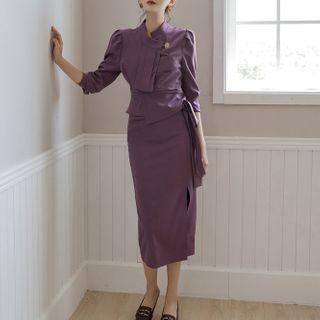 Cropped Blouse / Fitted Midi Skirt