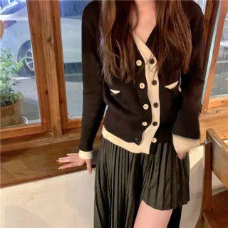 Long-sleeve Color-block Knit Cardigan / Asymmetrical Plain Skirt