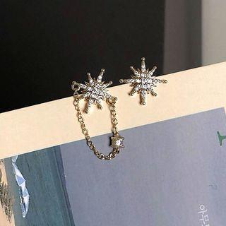Non-matching Star Chained Earring 1 Pair - Gold - One Size