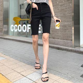 Double-button Frayed Skinny Shorts