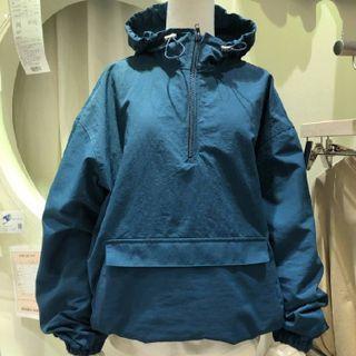 Pullover Windbreaker