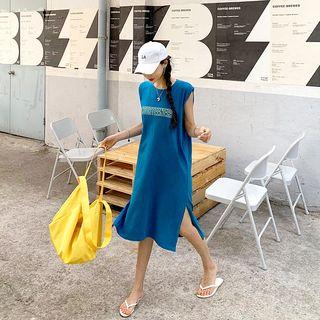 Letter-printed Loose-fit Midi Tank Dress