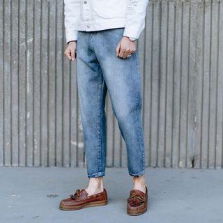Washed Straight-cut Cropped Jeans