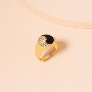 Rhinestone Tai Chi Ring