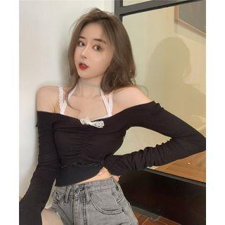 Set: Lace Trim Camisole Top + Long-sleeve Off-shoulder T-shirt Camisole Top - White & Black - One Size / T-shirt - Black - One Size