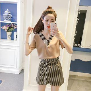 Set: V-neck Short Sleeve T-shirt + Striped Shorts