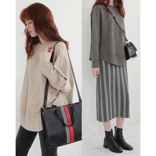 Raglan-sleeve Round-hem Sweatshirt