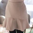 Textured Ruffle-hem Miniskirt