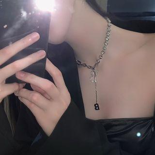 Rhinestone Lettering Chain Choker Silver - One Size