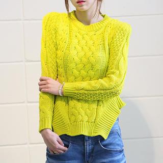 Slit-side Cable-knit Top