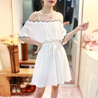 Contrast Trim Cut Out Shoulder Elbow Sleeve Dress