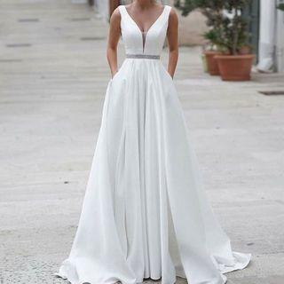 V-neck Sleeveless Plain Evening Dress