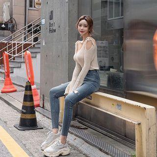 Tie-shoulder Cutaway-shoulder Knit Top