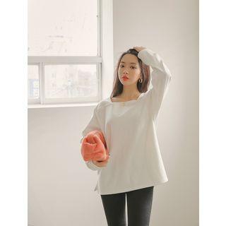 Square-neck Fleece-lined T-shirt